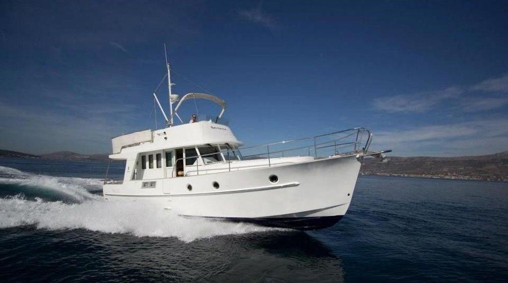 Swift Trawler 42 - Skitnica, picture 1