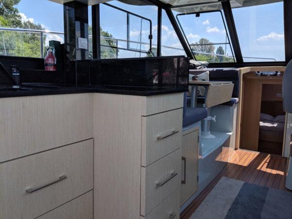 Futura 36, picture 9