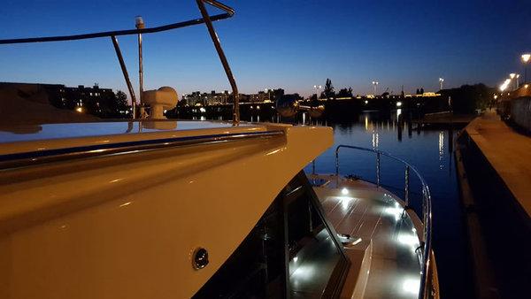 Futura 36, picture 2