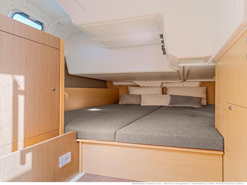 Oceanis 35.1, picture 8