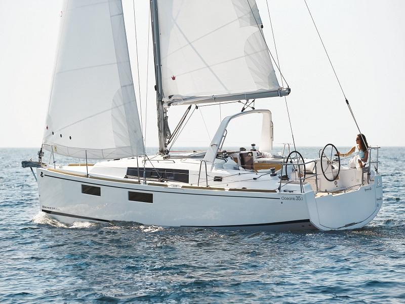 Oceanis 35.1, picture 1