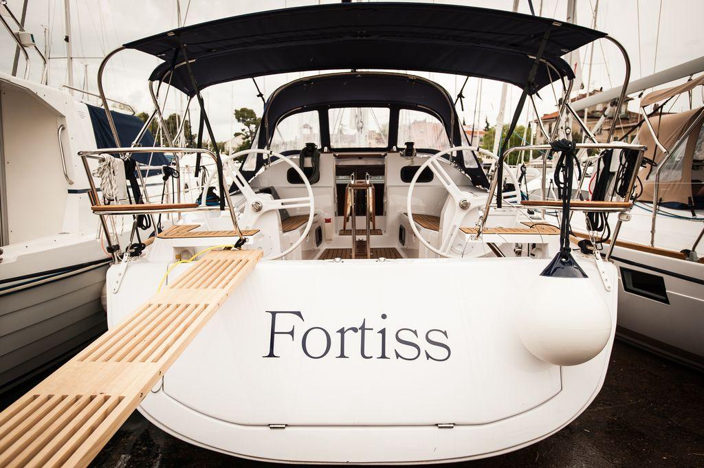 Elan Impression 40, picture 1