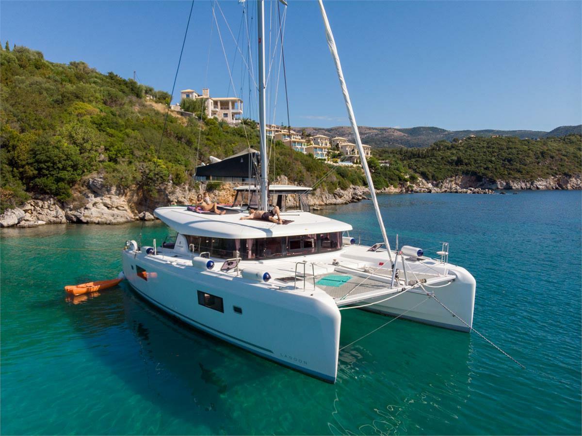 Lagoon 42 - 4 + 2 cab., picture 8