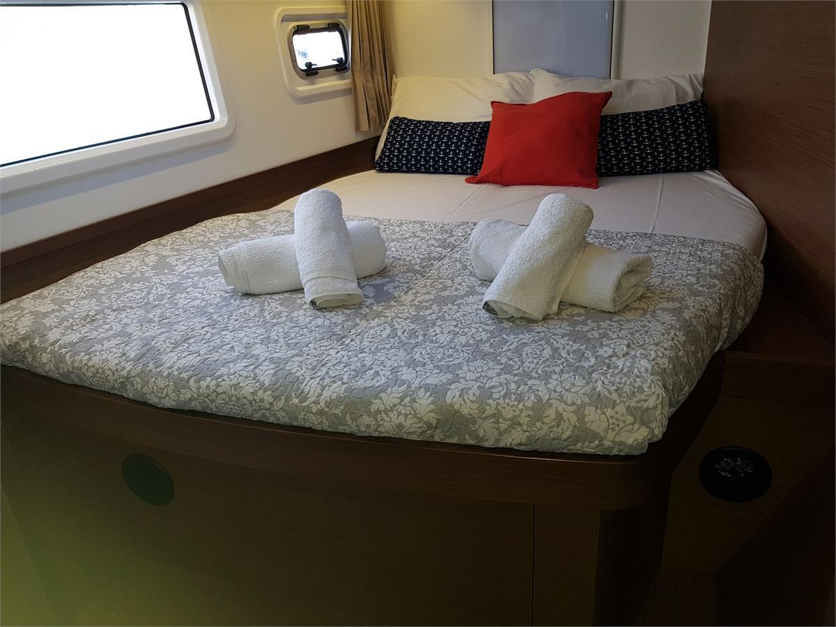 Lagoon 42 - 4 + 2 cab., picture 27