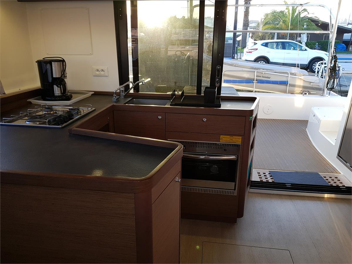 Lagoon 42 - 4 + 2 cab., picture 22