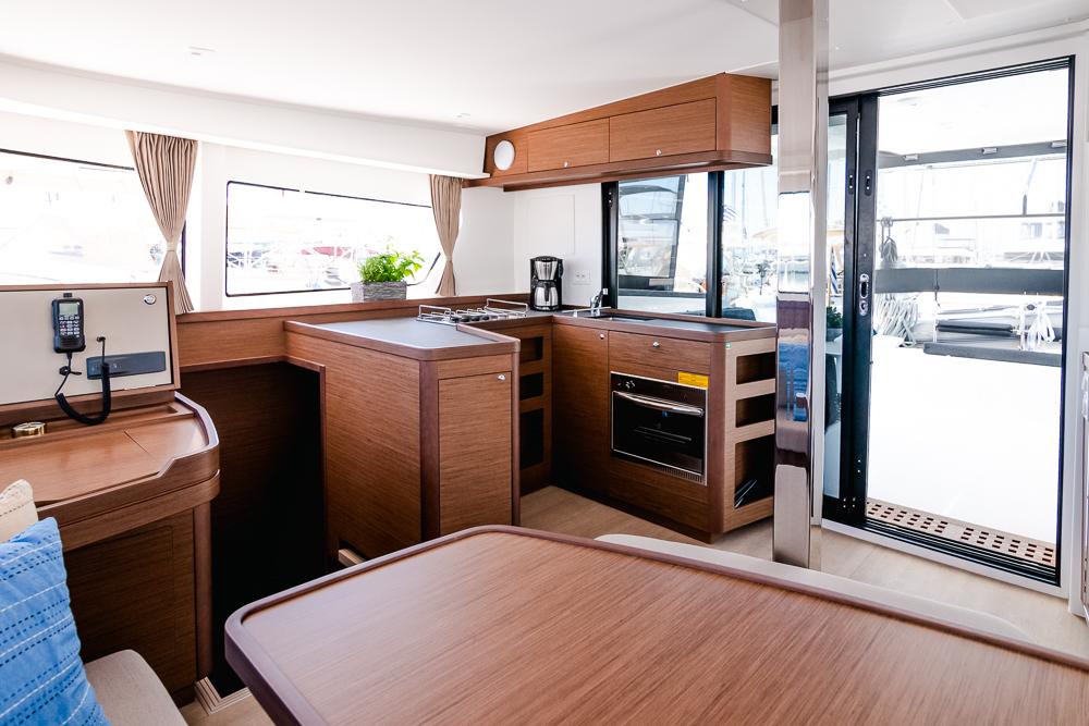 Lagoon 42 - 4 + 2 cab. - Blue Trident, picture 9