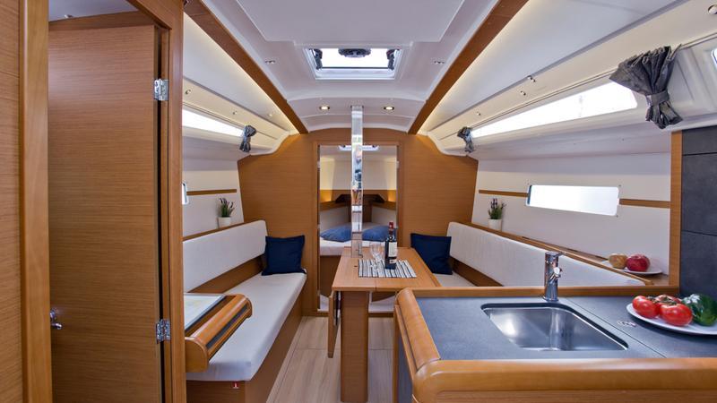 Sun Odyssey 349 - 3 cab., picture 7