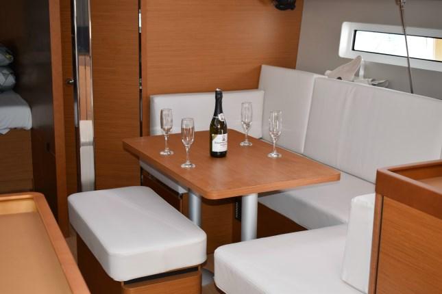 Sun Odyssey 440 - 4 cab., picture 7