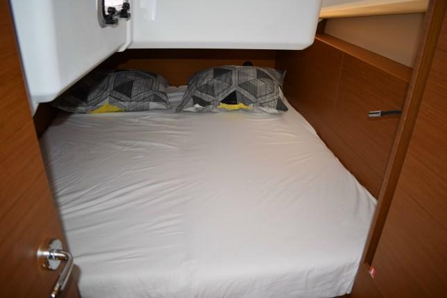 Sun Odyssey 440 - 4 cab., picture 11