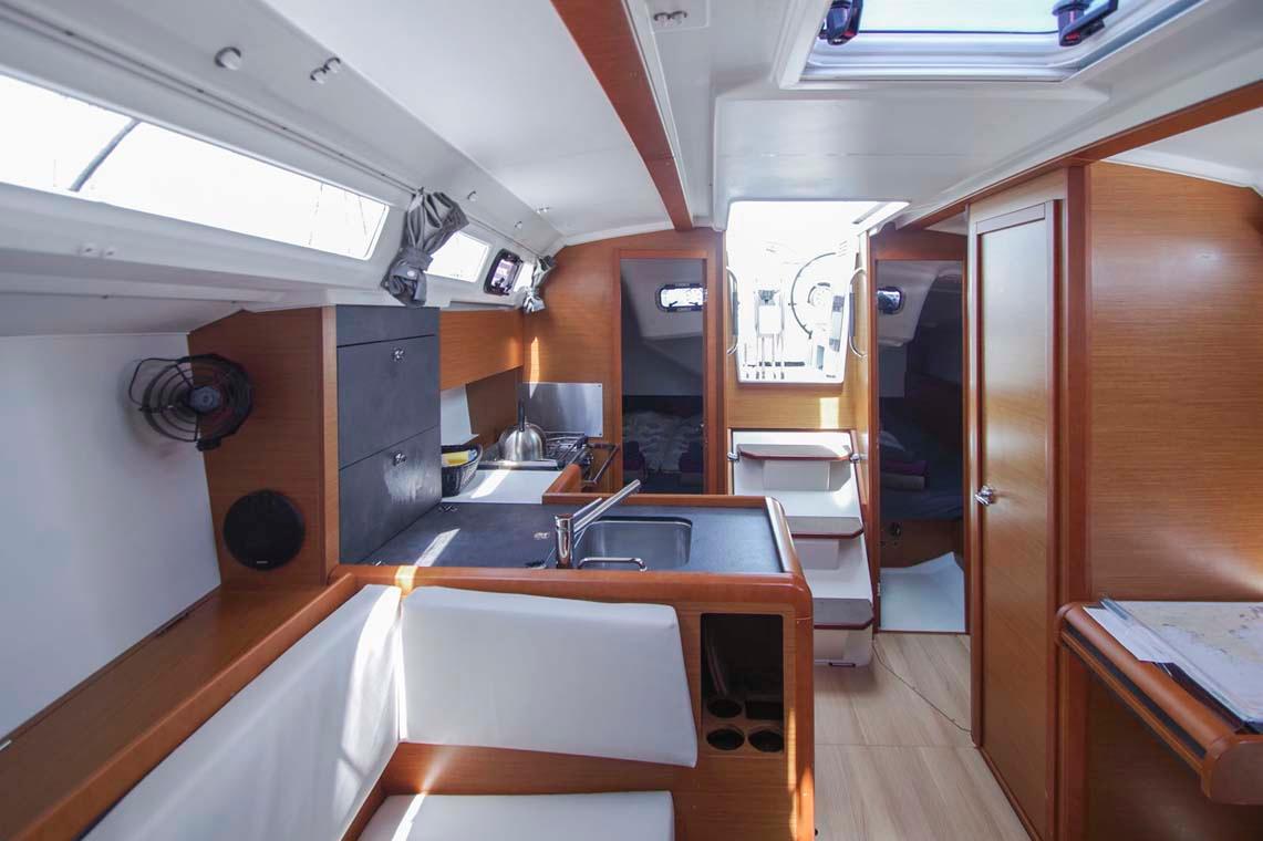 Sun Odyssey 349 - 3 cab., picture 10