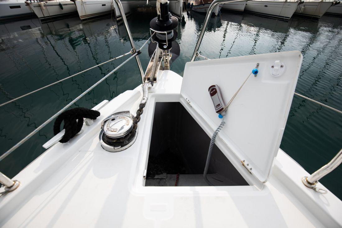 Oceanis 51.1 - 5 + 1 cab., picture 10