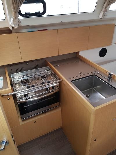 Oceanis 35.1, picture 6