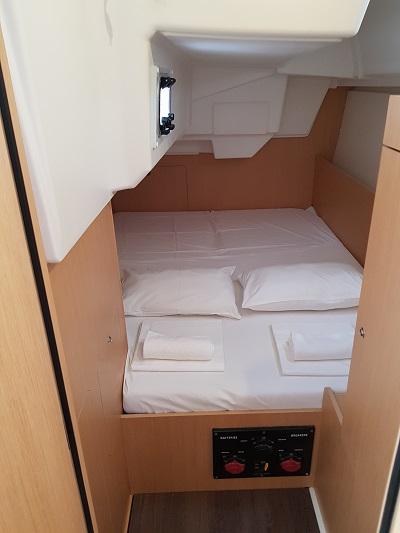 Oceanis 35.1, picture 10