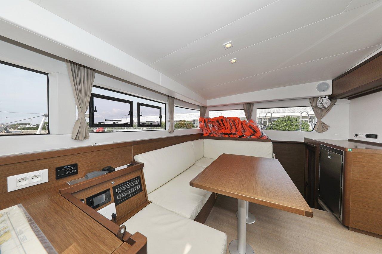 Lagoon 40 - 4 + 2 cab, picture 19