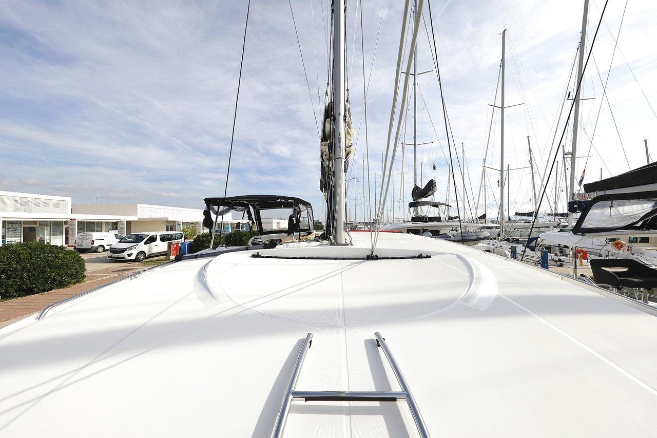 Lagoon 40 - 4 + 2 cab, picture 11