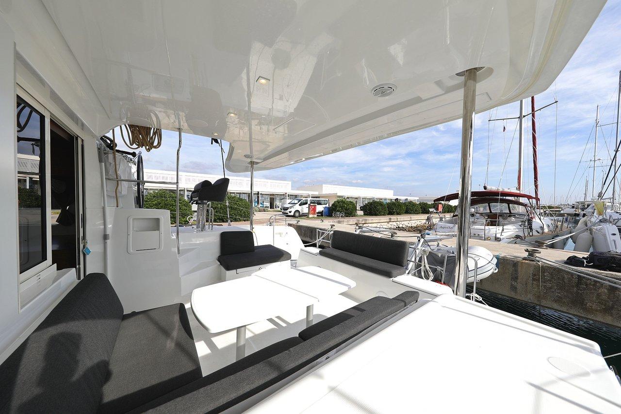 Lagoon 40 - 4 + 2 cab, picture 10