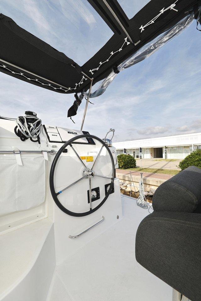 Lagoon 40 - 4 + 2 cab, picture 16