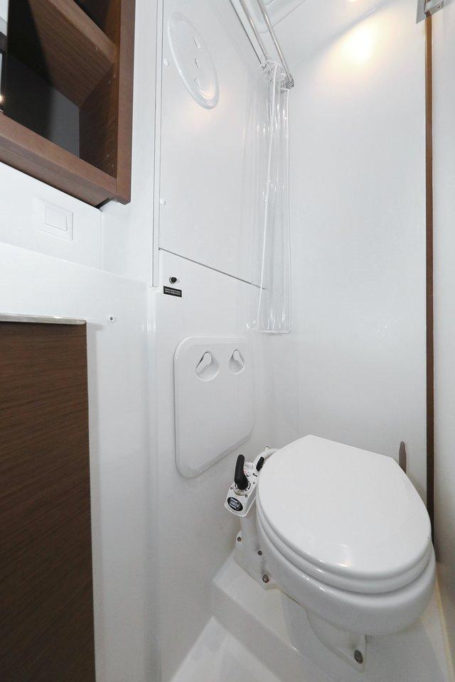 Lagoon 40 - 4 + 2 cab, picture 26