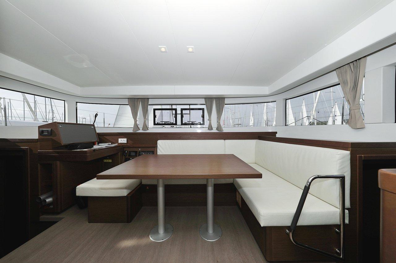 Lagoon 40 - 4 + 2 cab, picture 18