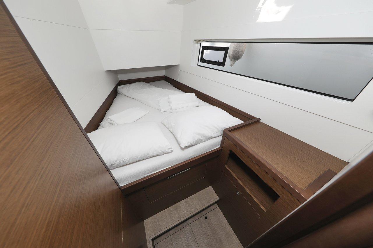 Lagoon 40 - 4 + 2 cab, picture 25