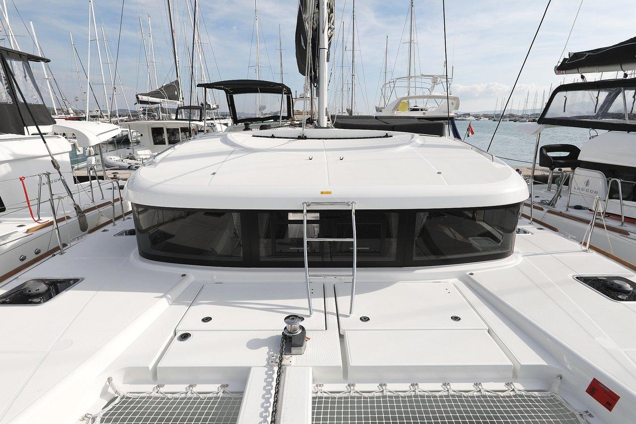 Lagoon 40 - 4 + 2 cab, picture 8