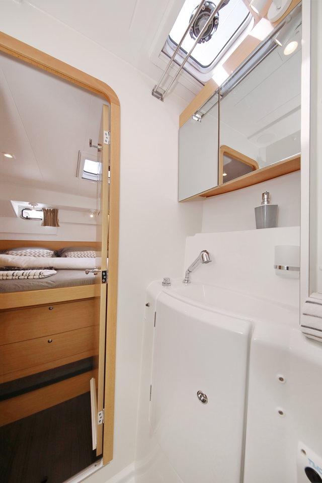 Lagoon 400 S2 - 4 + 2 cab., picture 27