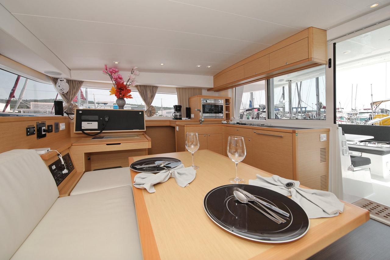 Lagoon 400 S2 - 4 + 2 cab., picture 20