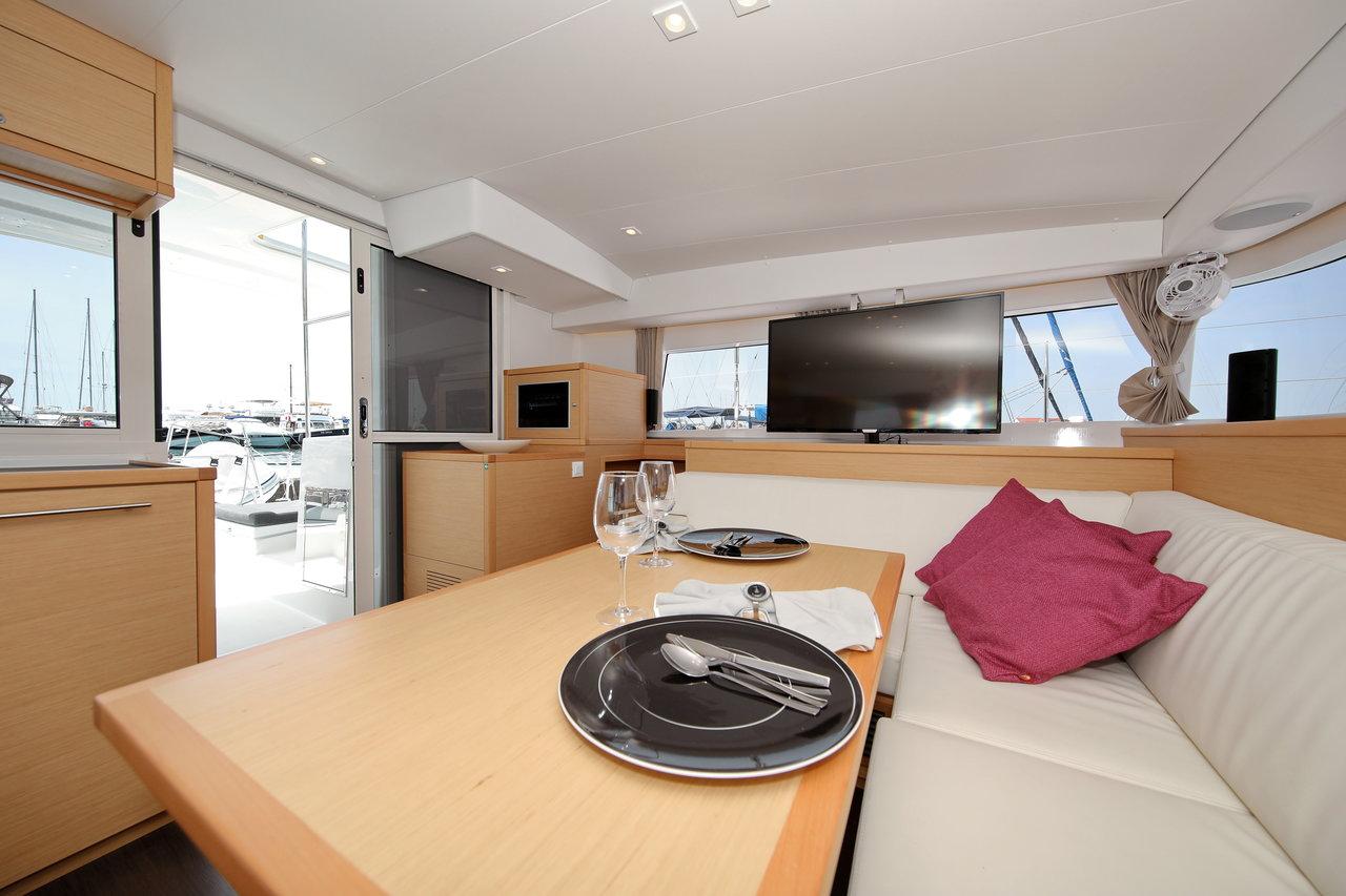 Lagoon 400 S2 - 4 + 2 cab., picture 18