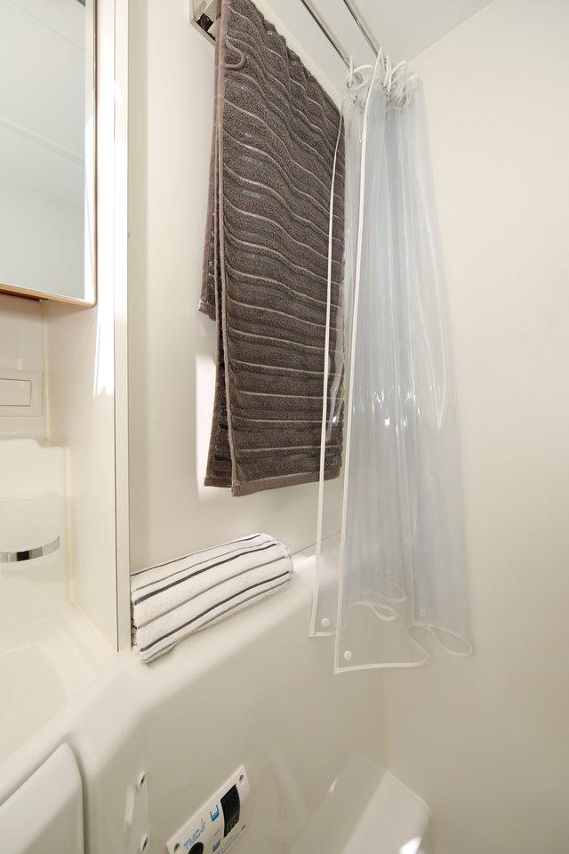 Lagoon 400 S2 - 4 + 2 cab., picture 30