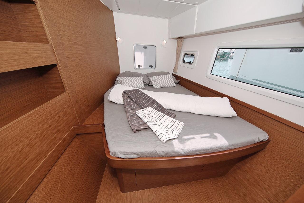 Lagoon 42 - 4 + 2 cab., picture 17
