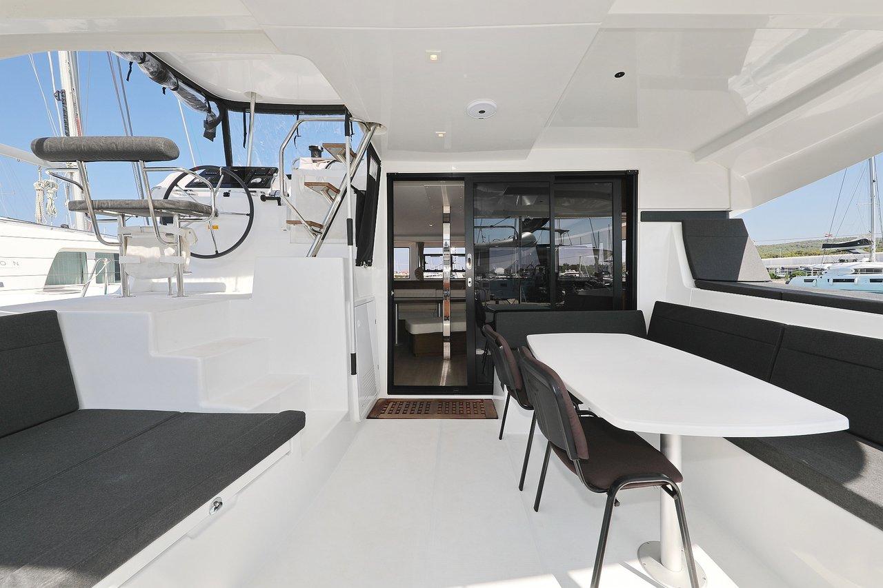 Lagoon 42 - 4 + 2 cab., picture 10