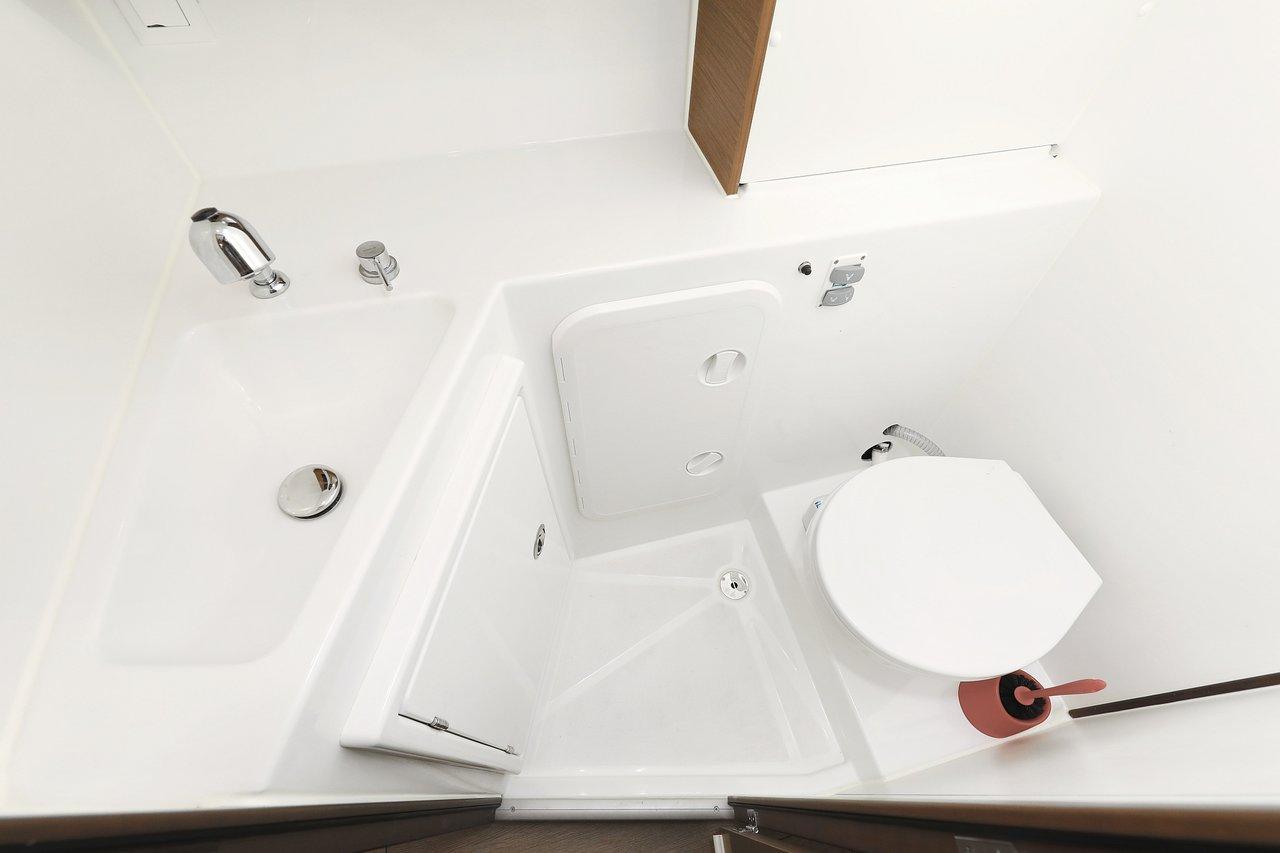 Lagoon 42 - 4 + 2 cab., picture 28