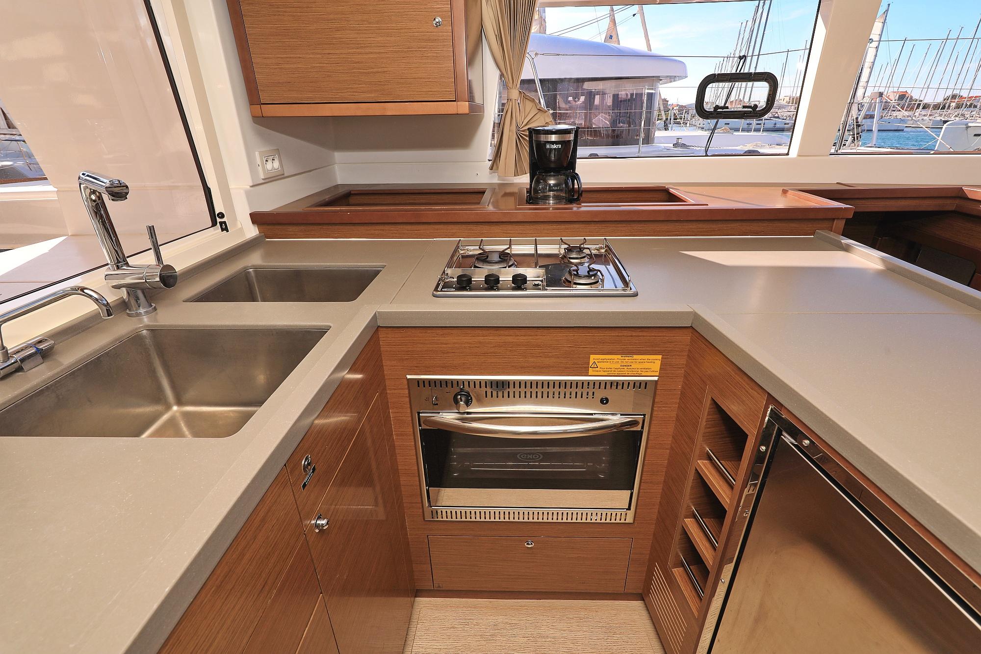 Lagoon 450 F - 4 + 2 cab., picture 14