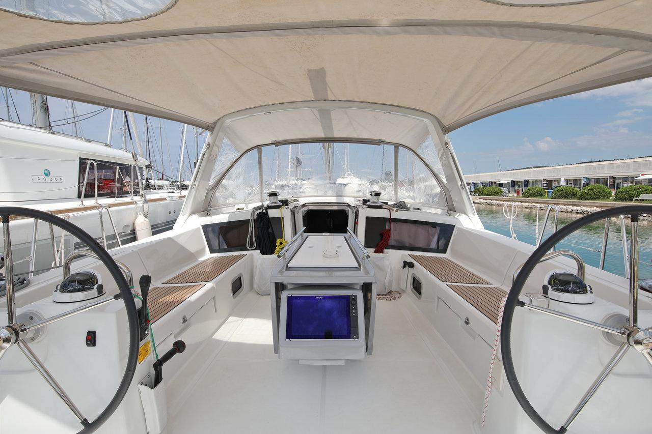 Oceanis 48 - 5 cab., picture 8