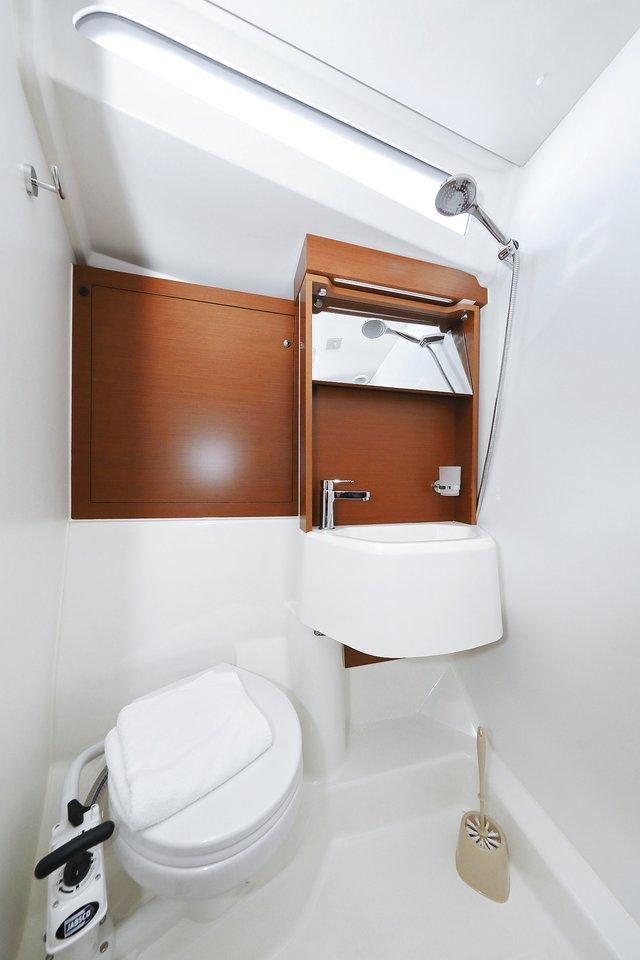 Oceanis 51.1, picture 35