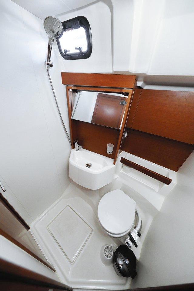 Oceanis 51.1, picture 31