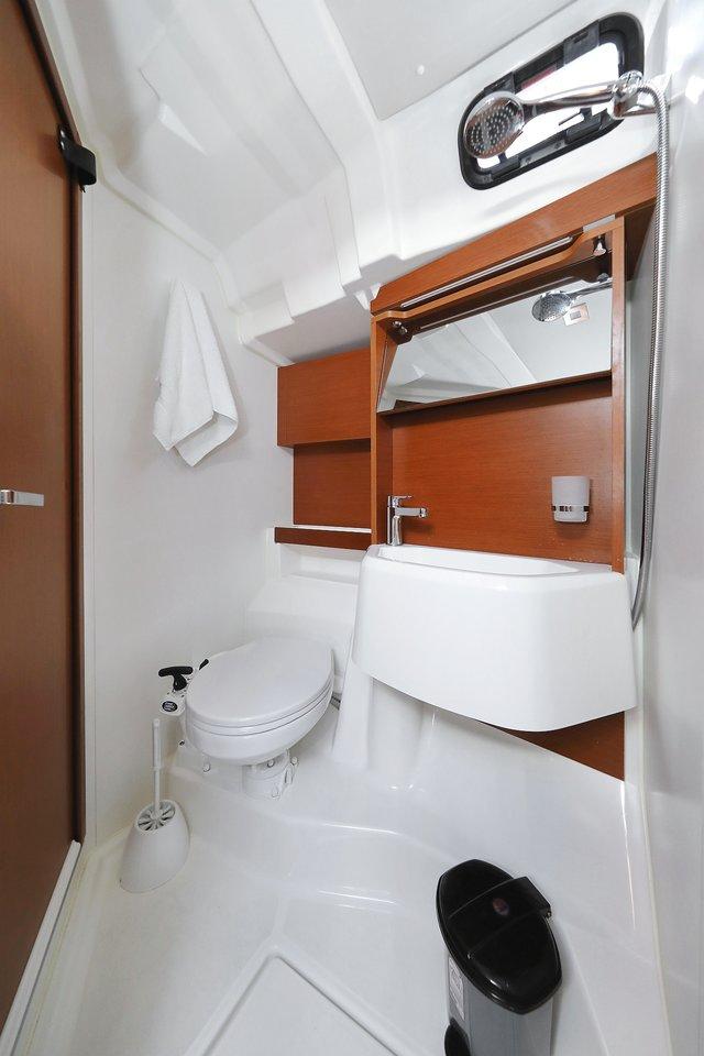 Oceanis 51.1, picture 33