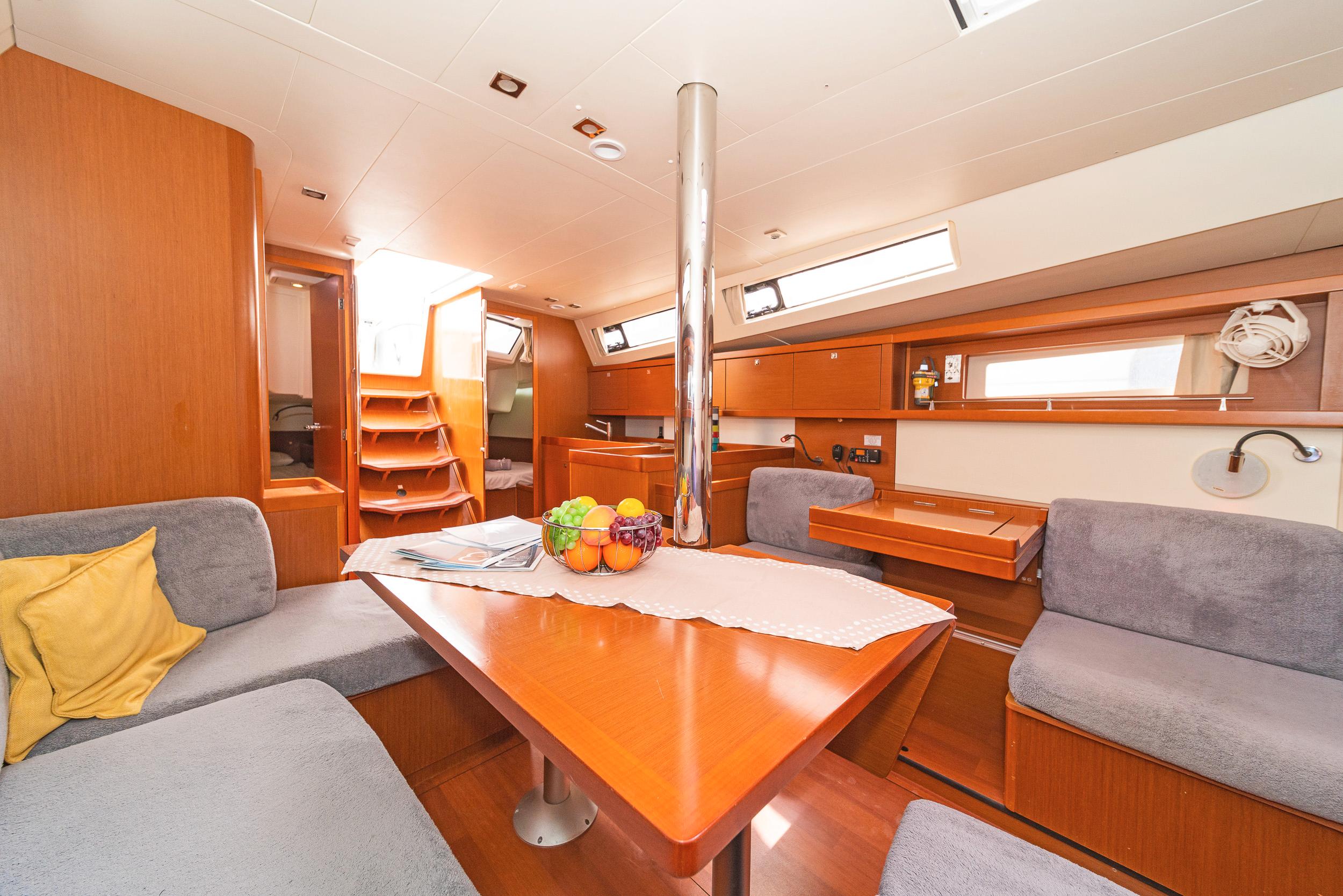 Oceanis 41, picture 12