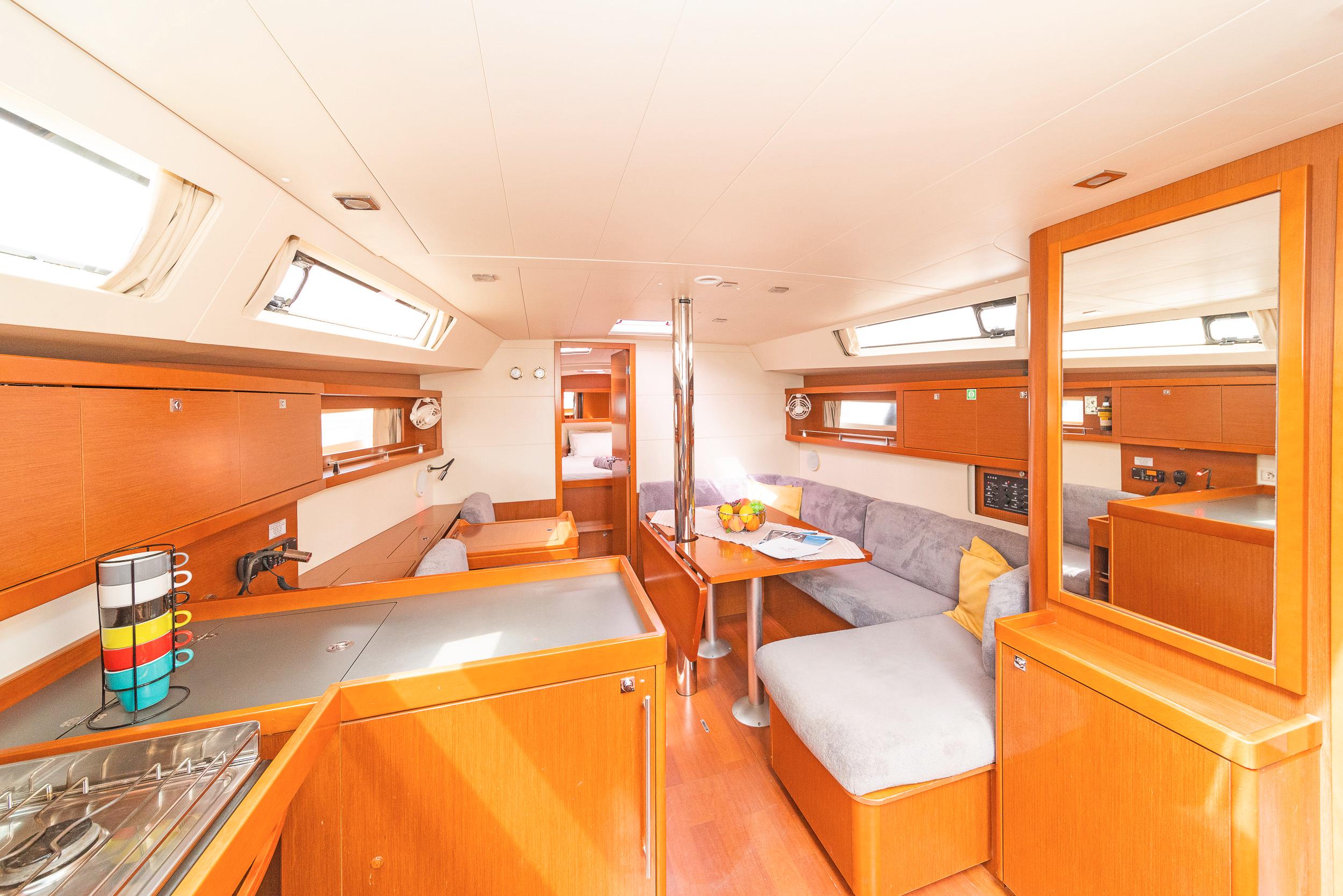 Oceanis 41, picture 10