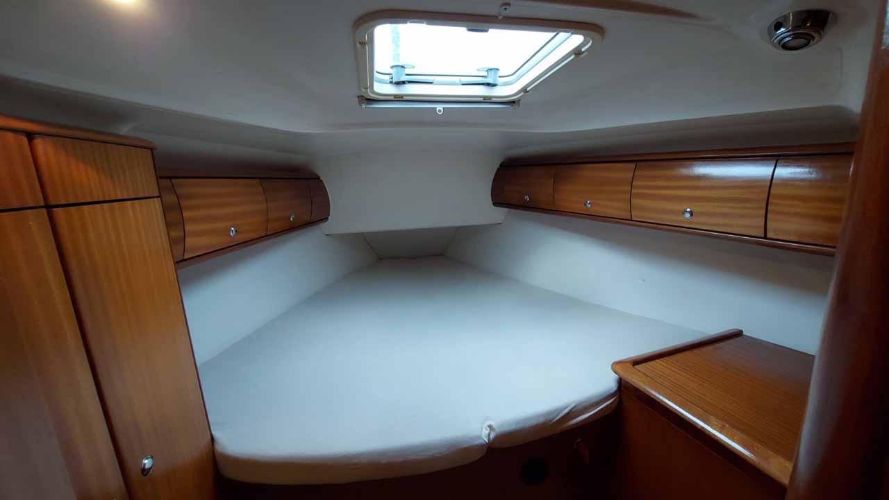 Bavaria 44, picture 12