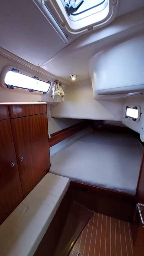 Bavaria 44, picture 13