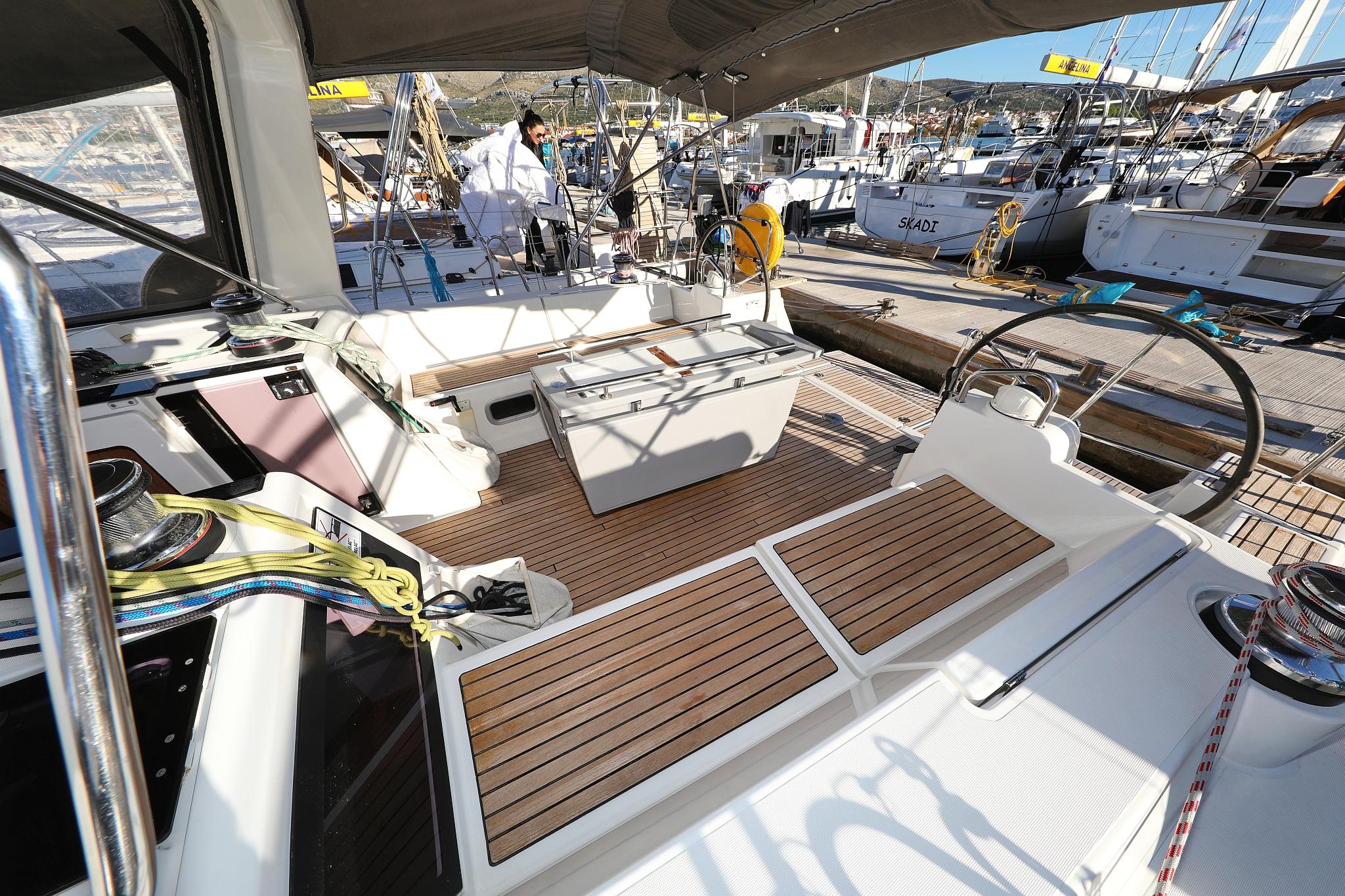 Oceanis 48 - 5 cab., picture 9