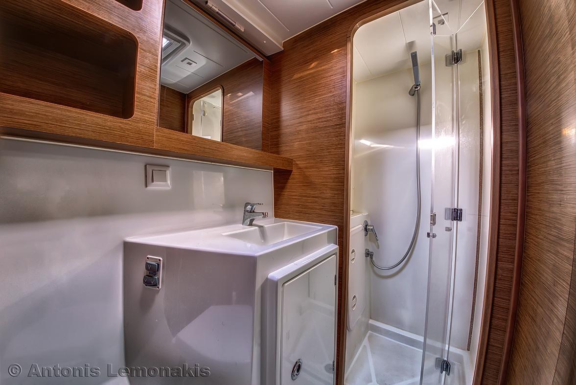 Lagoon 42 - 3 + 2 cab. - Winny, picture 17