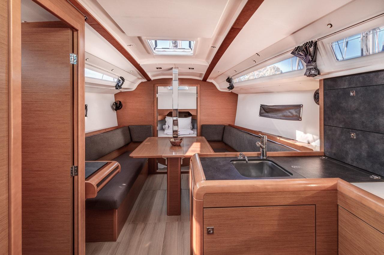 Sun Odyssey 349 - 3 cab., picture 3