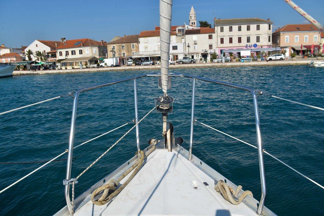 Oceanis Clipper 323, picture 7