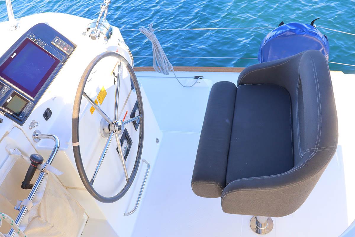 Lagoon 40 - 3 + 2 cab, picture 10