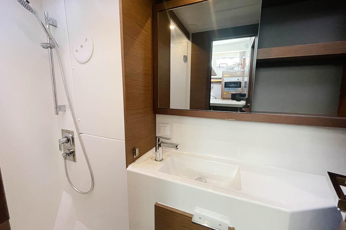 Lagoon 40 - 3 + 2 cab, picture 25