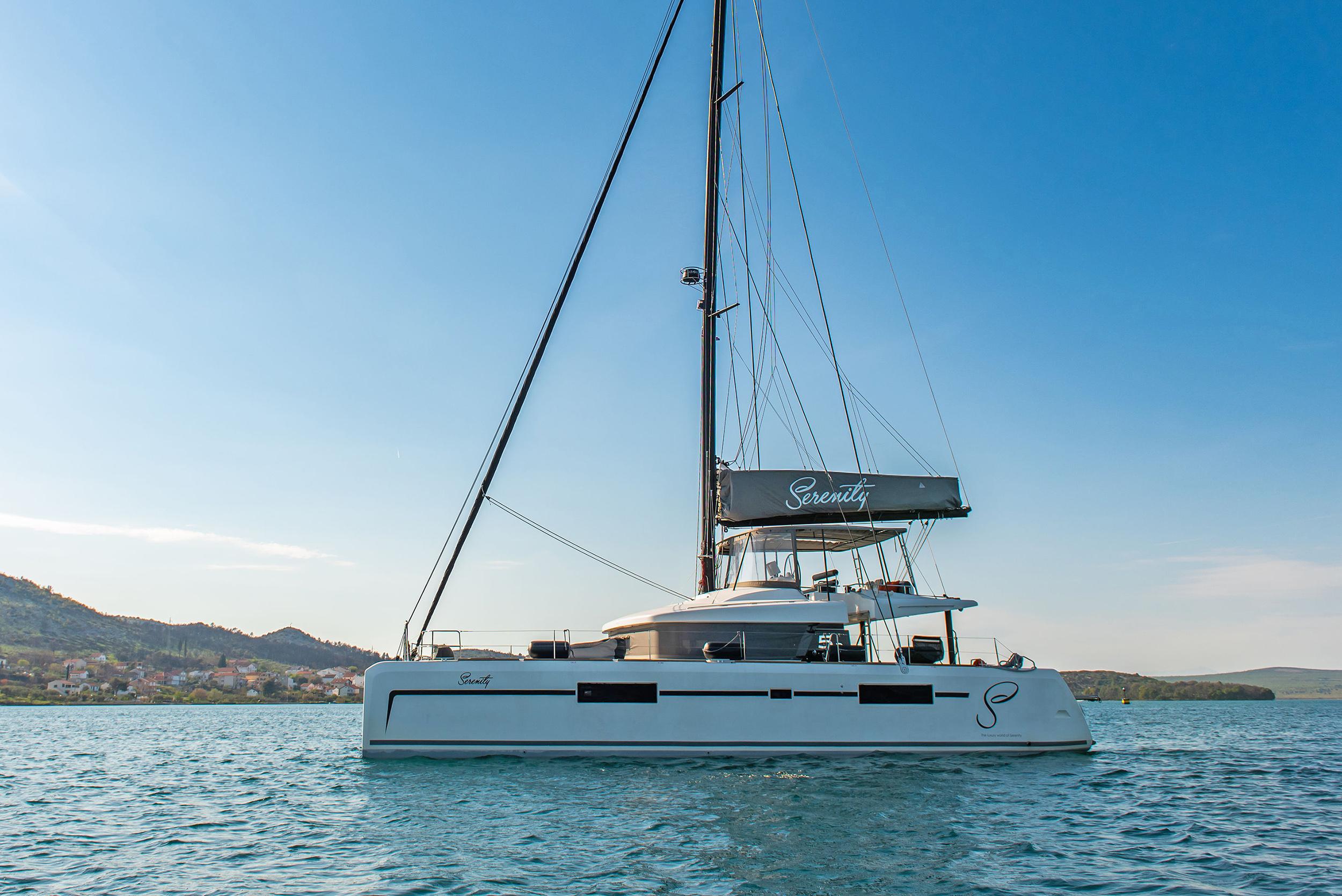 Book Lagoon 52 - 6 cab. Catamaran for bareboat charter in ACI Marina Skradin, Šibenik region, Croatia with TripYacht!, picture 6