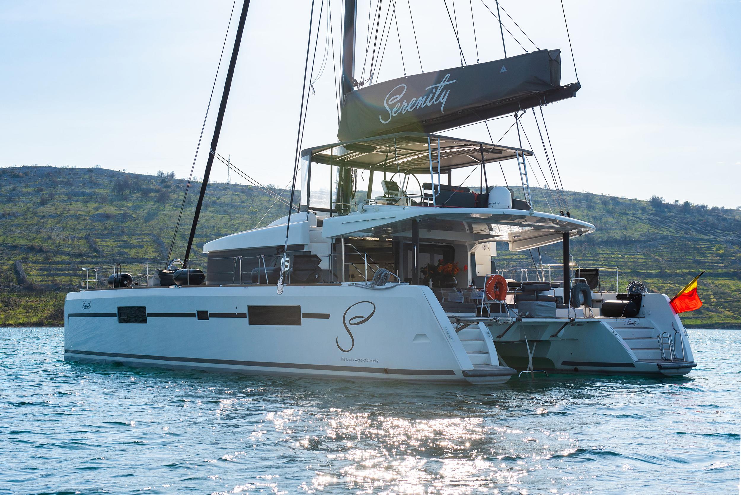 Book Lagoon 52 - 6 cab. Catamaran for bareboat charter in ACI Marina Skradin, Šibenik region, Croatia with TripYacht!, picture 23