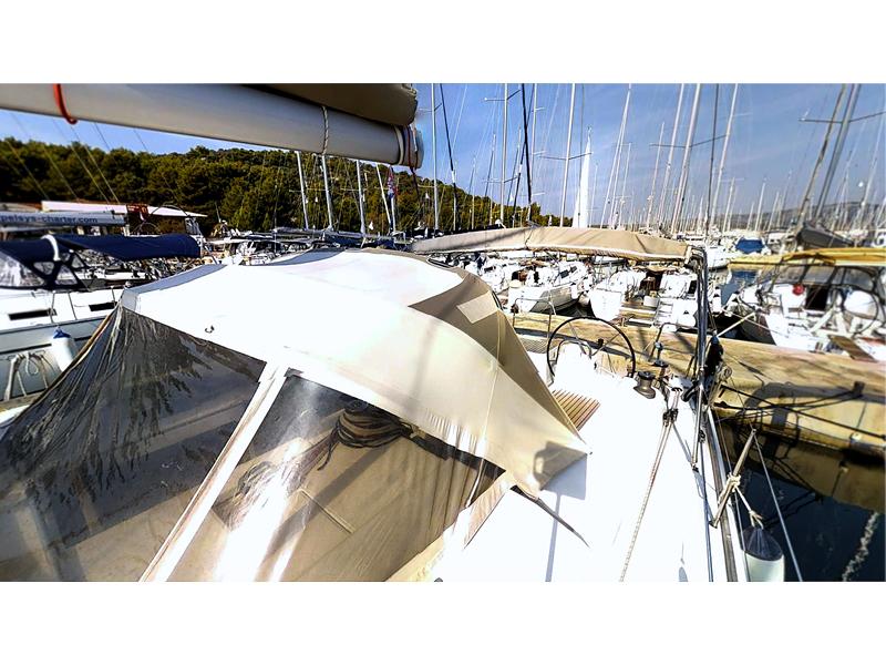 Book Dufour 500 GL - 5 cab. Sailing yacht for bareboat charter in Marina Frapa, Rogoznica, Šibenik region, Croatia with TripYacht!, picture 5